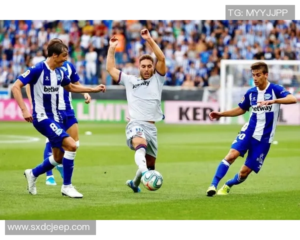 西甲联赛激战加的斯与阿拉维斯谁能笑到最后精彩对决一触即发